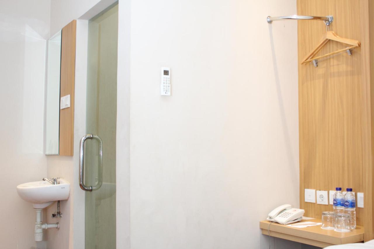 Vinotel Cirebon Exteriér fotografie