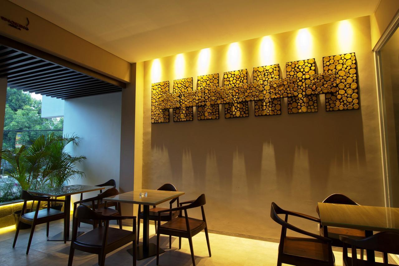 Vinotel Cirebon Exteriér fotografie