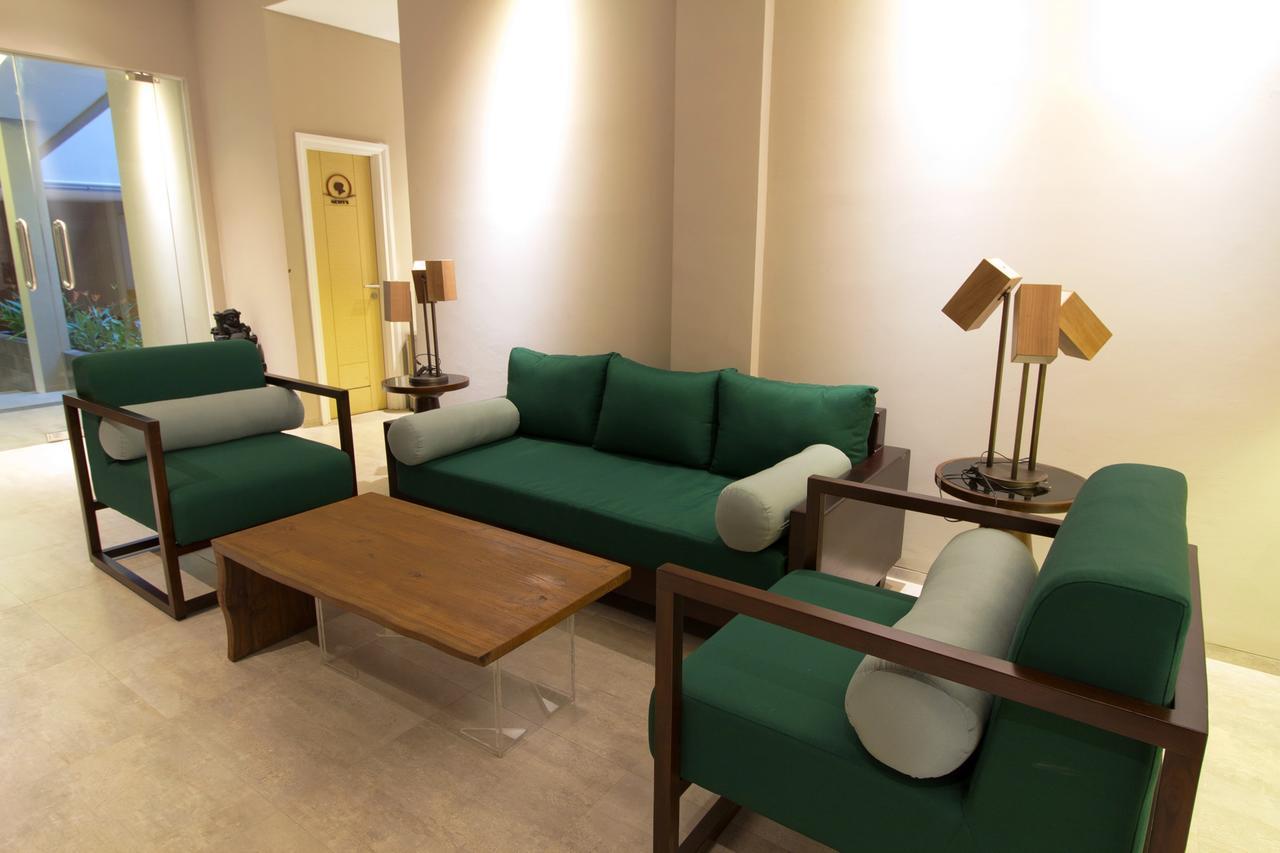 Vinotel Cirebon Exteriér fotografie